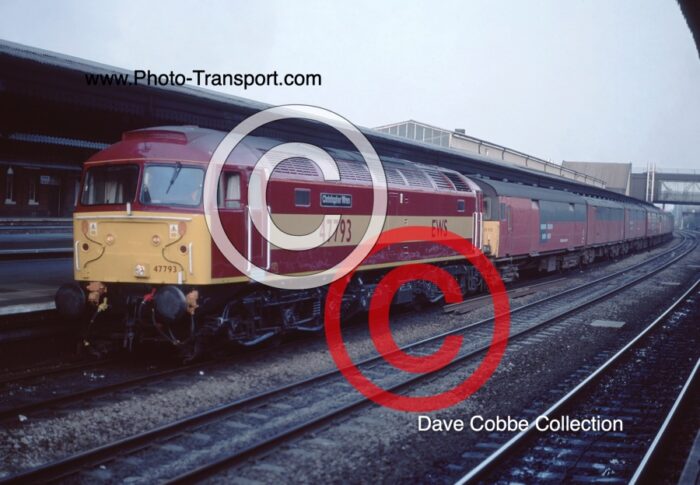 CLASS 47 No.47793 CHRISTOPHER WREN (EWS LIVERY)