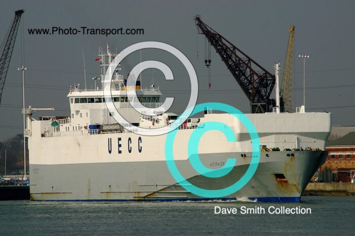 AUTORACER - Vehicle Carrier