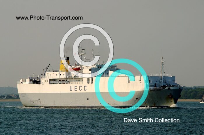 AUTORACER - Vehicle Carrier