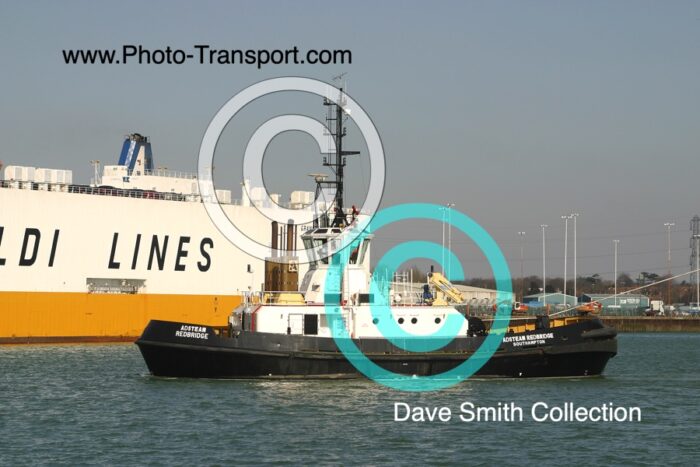 ADSTEAM REDBRIDGE   - Tug - Adsteam Colours