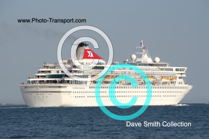 BALMORAL   - White Hull-  Pass Cruise - Fred Olsen