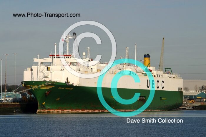 ASIAN BREEZE - Vehicle Carrier