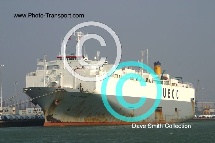 ASIAN BREEZE - Vehicle Carrier