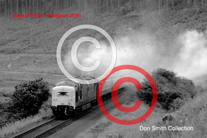 Class 55 “Deltic” No.55009 ALYCIDON