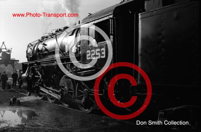 USATC S160 2-8-0 No.2253
