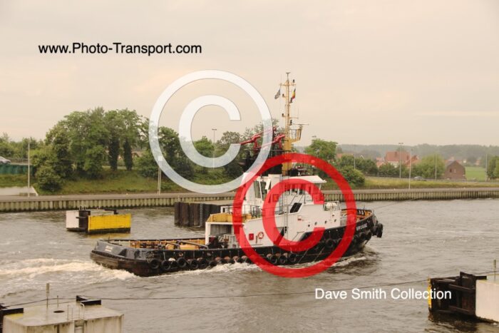 BRUGGE  -  Tug