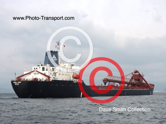 YEOMAN BANK - Selk Discharging Bulk Carrier