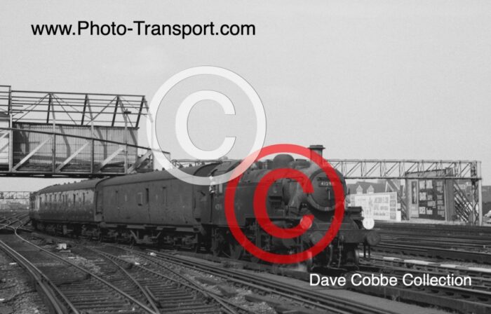 LMS Ivatt Class 2MT 2-6-2T No.41298