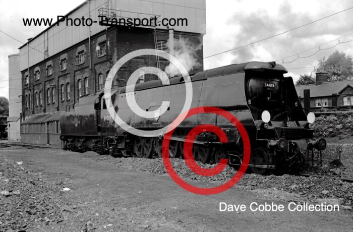 West Country Unrebuilt 4-6-2 No.34019 Bideford