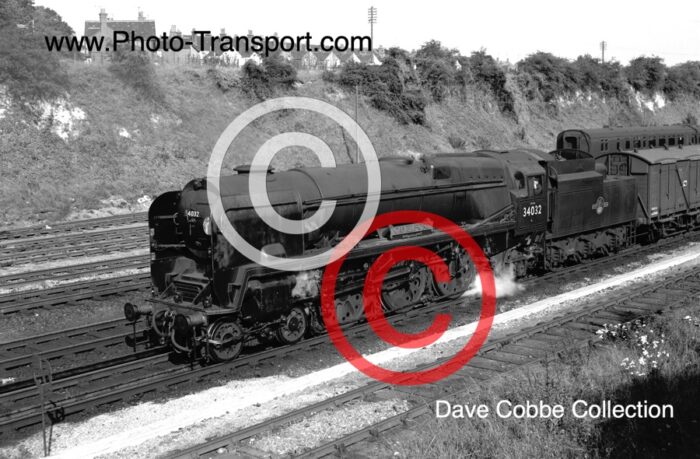 West Country Class (Rebuilt) 4-6-2 No.34032 Camelford