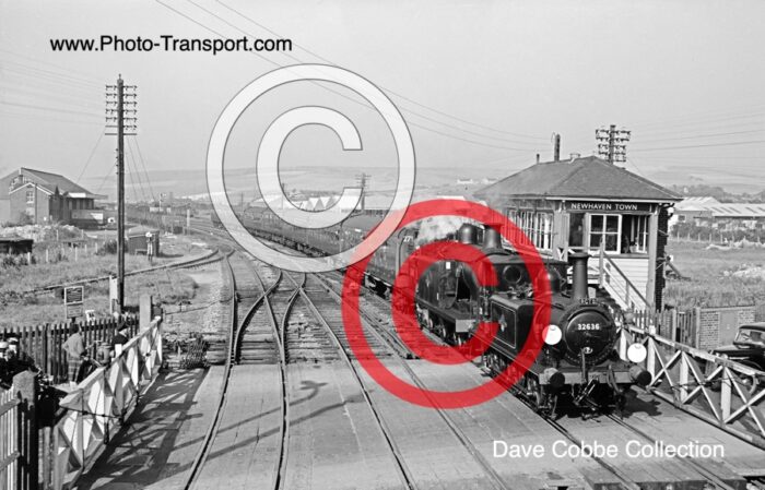 AIX 2-4-0 T No.32636 and E6  0-6-2T No.32418