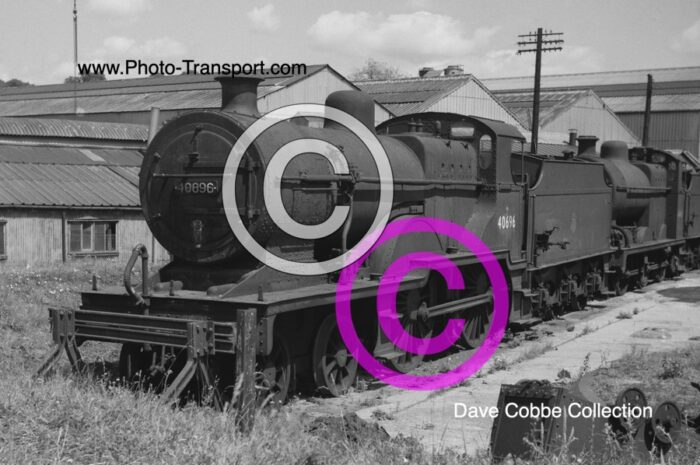 Ex LMS 2P 4-4-0 No.40696