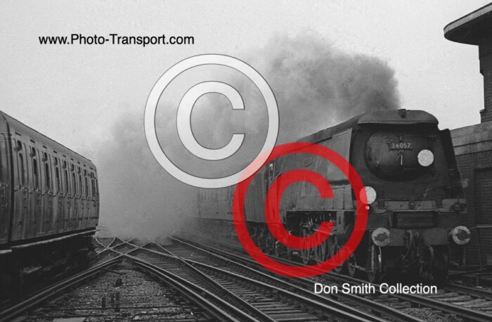 Battle of Britain Class Unrebuilt 4-6-2 No.34057 Biggin Hill at Wimbledon
