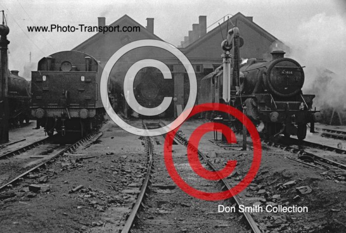 LMS Stanier  Black 5 5MT 4-6-0  No.45464