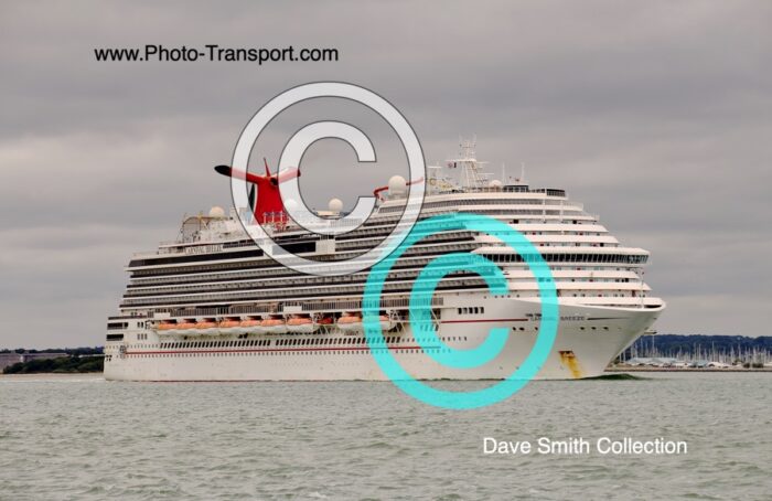 CARNIVAL BREEZE - Pass Cruise
