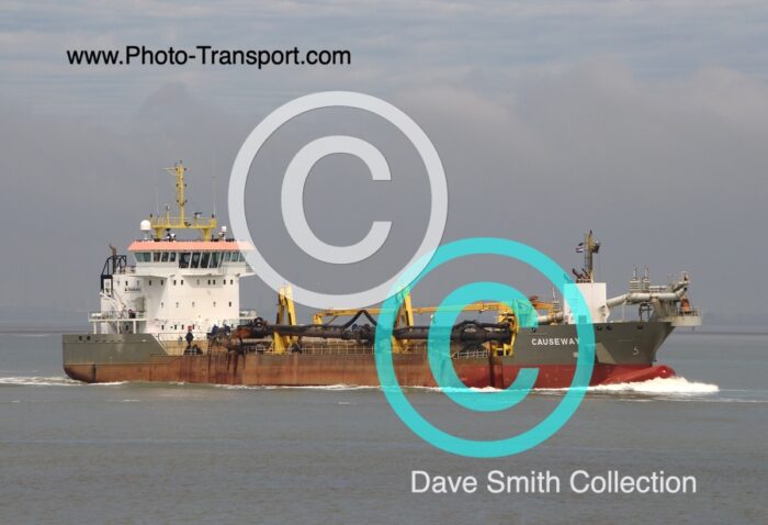 CAUSEWAY - Hopper Dredger
