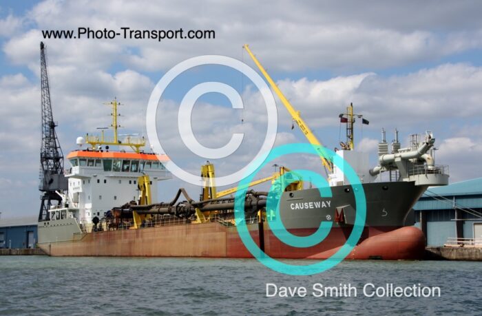 CAUSEWAY - Hopper Dredger