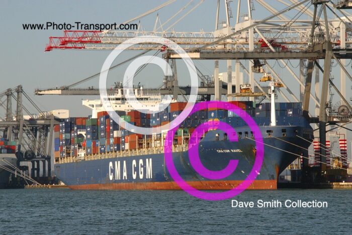 CMA CGM RAVEL - Container