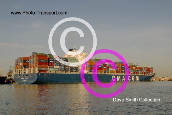 CMA CGM VOLTAIRE  - Container