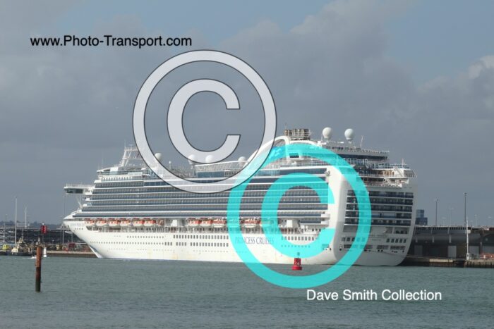 CROWN PRINCESS - Pass Cruise
