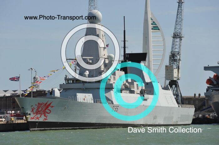 HMS DRAGON   D35 - Guided Missile Destroyer - Type 45