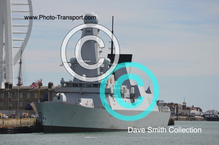 HMS DUNCAN   D37 - Guided Missile Destroyer - Type 45