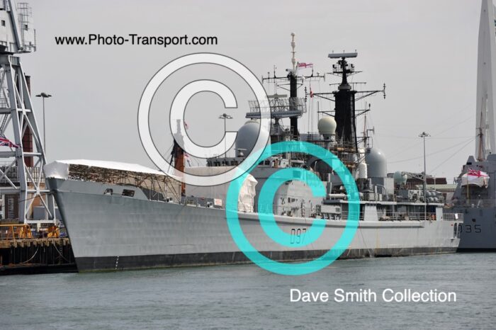 HMS EDINBURGH D97 - Destroyer - Type 42