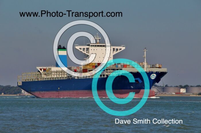 DALI - Containership - 95128/2015/Marshall Islands/ IMO 9697428 - Underway Fawley,Southampton Water - 29.9.2015