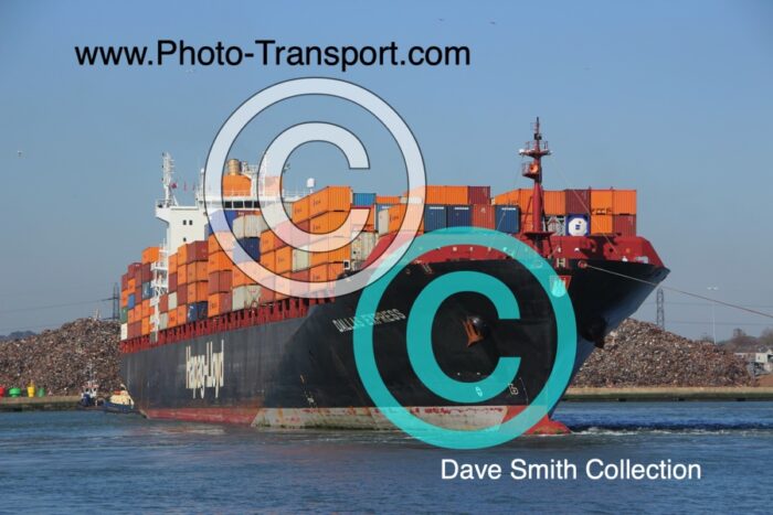 Dallas Express - Hapag Lloyd - Containership - IMO 9193288 - Upper Turning Ground,Southampton - 15.4.2014 - Ex  Antwerpen Express/Tokyo Express
