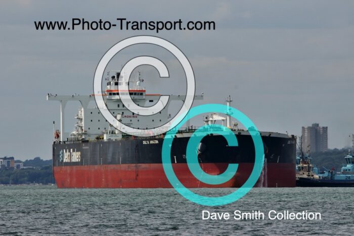 DELTA AMAZON  - Crude Oil Tanker - Underway Southampton Water,Fawley - 4.8.2022 - IMO 9748916